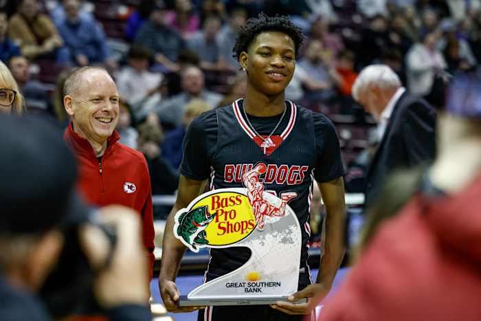 Bass Pro Tournament of Champions Missouri boys basketball dunk contest January 13 2024 Nate Latsch 25469